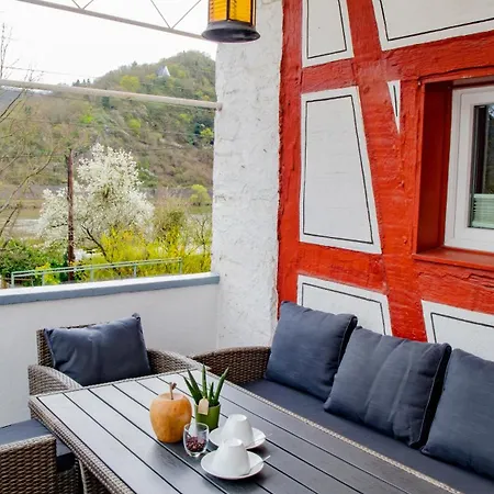 Zum Kompeskopf - Mit Moselblick Prázdninový dům