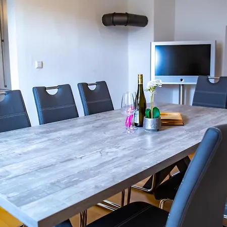 Zum Kompeskopf - Mit Moselblick 度假居 特赖斯-卡尔登